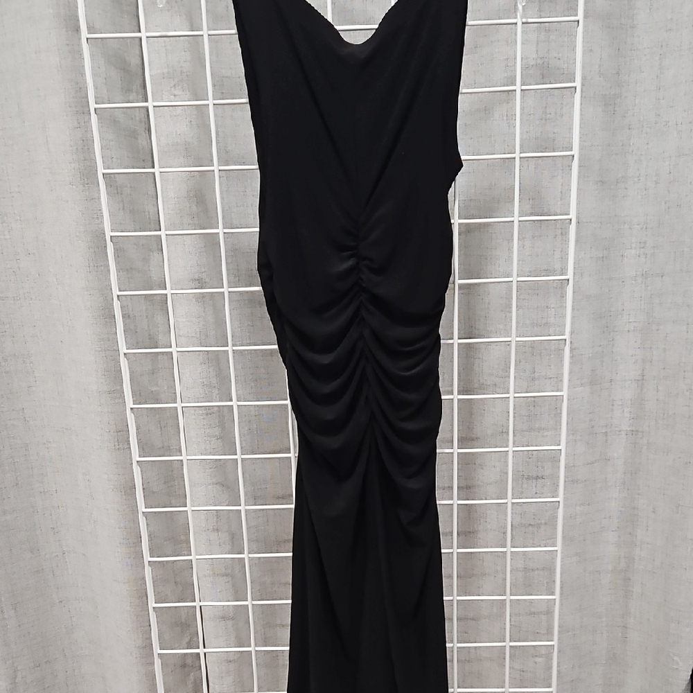 Norma Kamali Sexy Black Pleated Tight Dress - Picture 3 of 5
